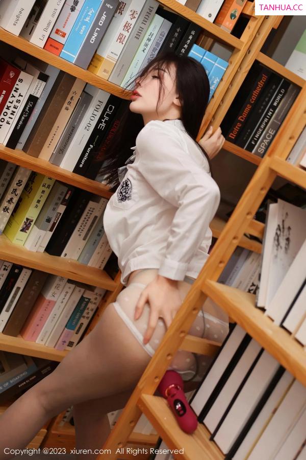 薛曼柔  [XiuRen]高清写真图 2023.12.15 No.7812 曼柔 淑女美腿第47张图片